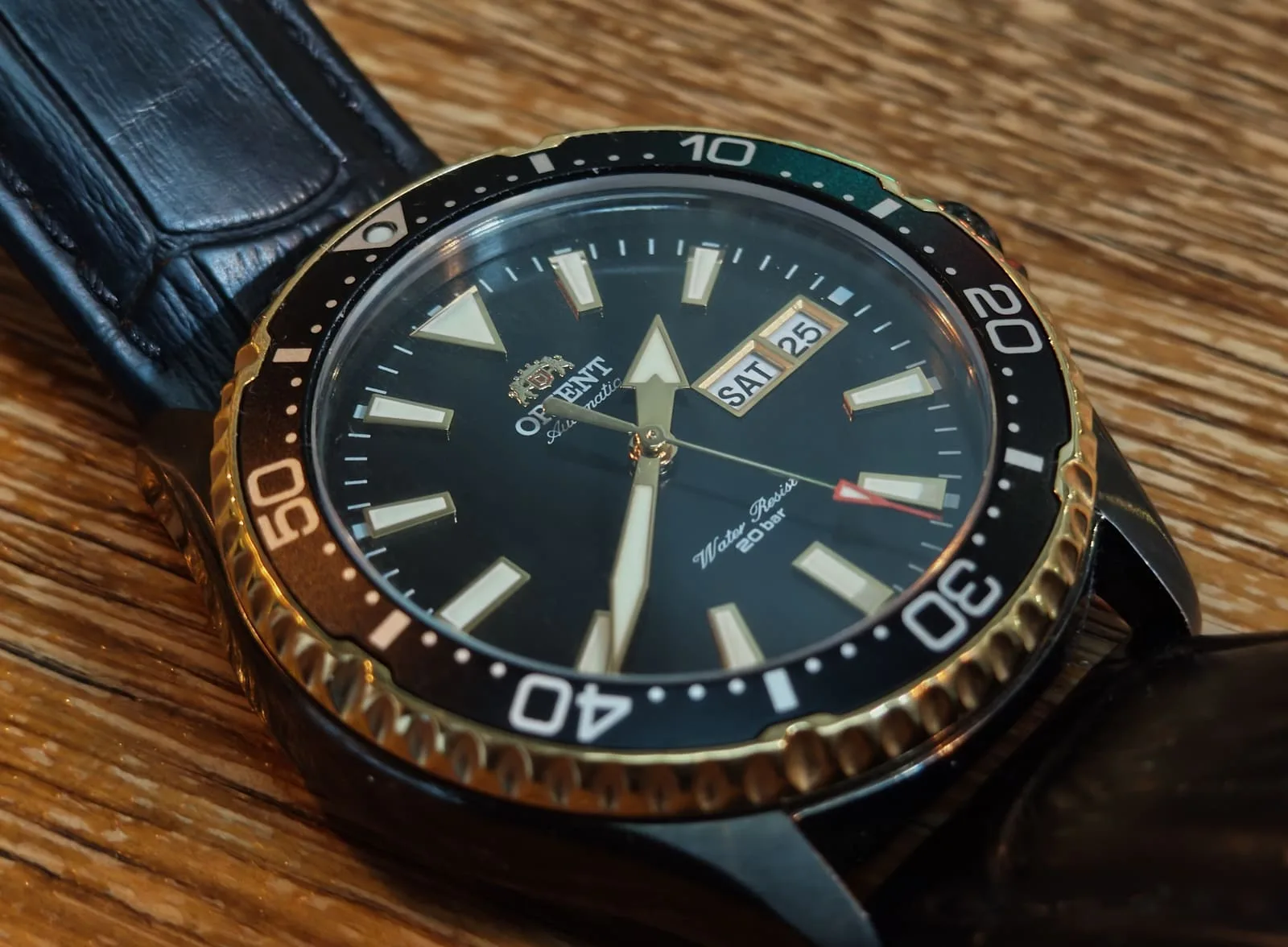 Orient Kamasu RA-AA0005B19A — obra maestra de Orient